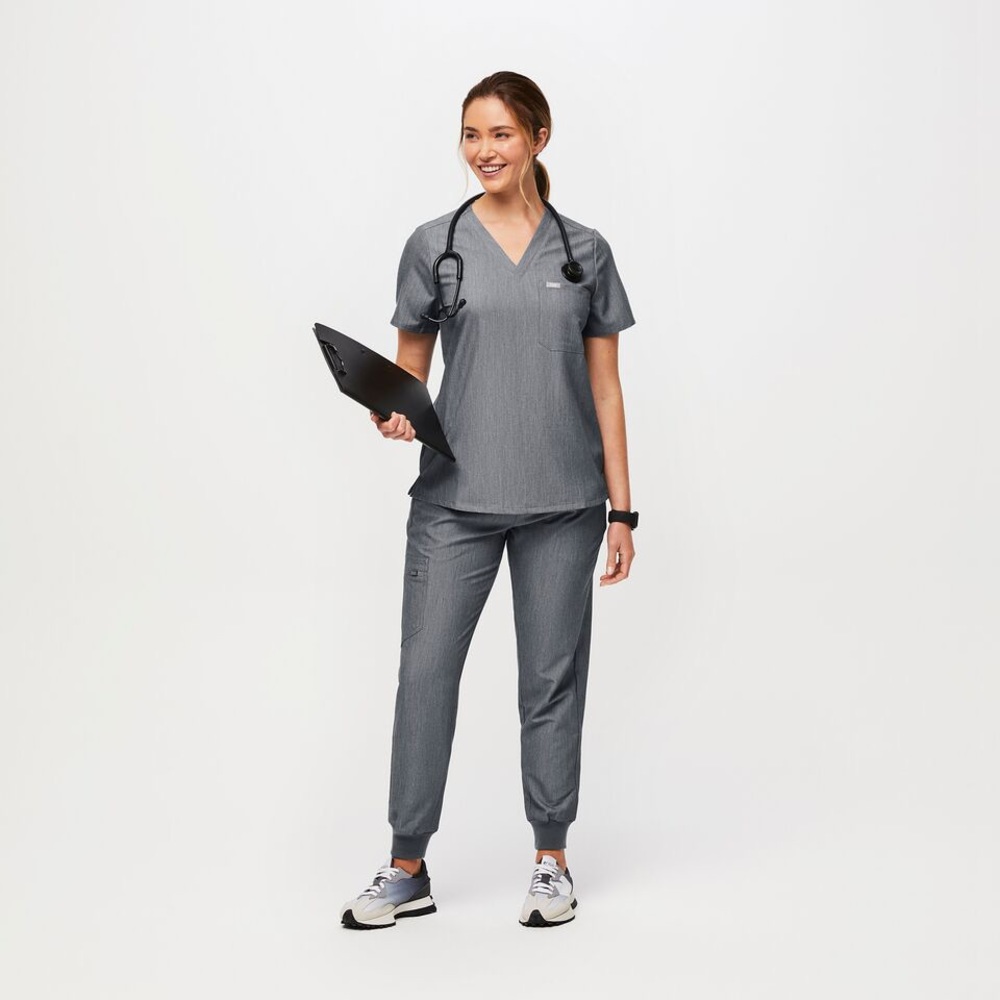 Figs grey. Xl top. Tall XL jogger pant.